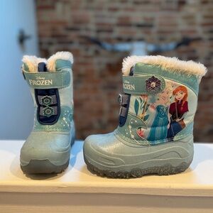 Target Frozen Girls Boots - size 9